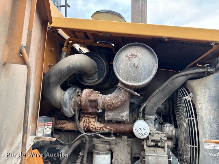 image for item EF1880 1998 Case 821B wheel loader