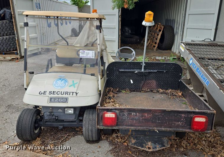 image for item EF1891 (2) EZ GO golf carts