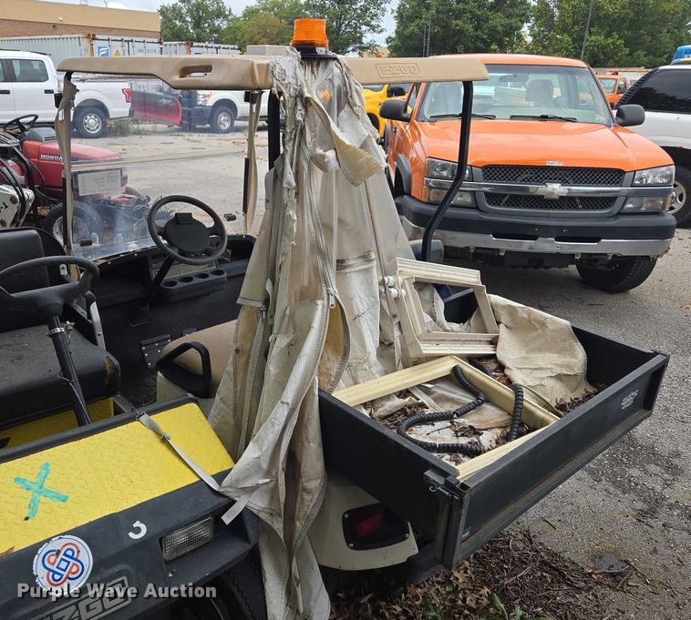 image for item EF1891 (2) EZ GO golf carts