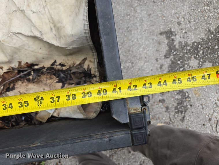 image for item EF1891 (2) EZ GO golf carts