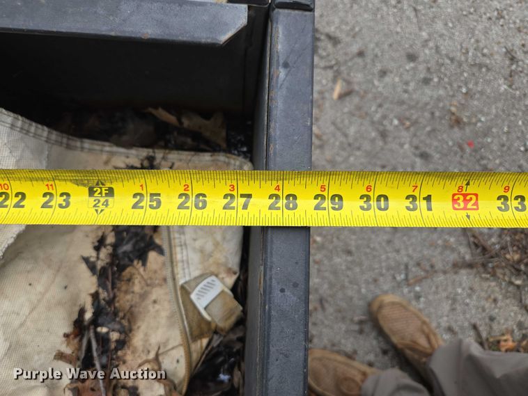 image for item EF1891 (2) EZ GO golf carts