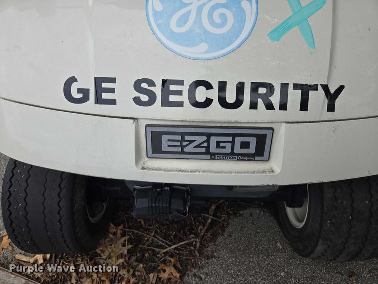 image for item EF1891 (2) EZ GO golf carts