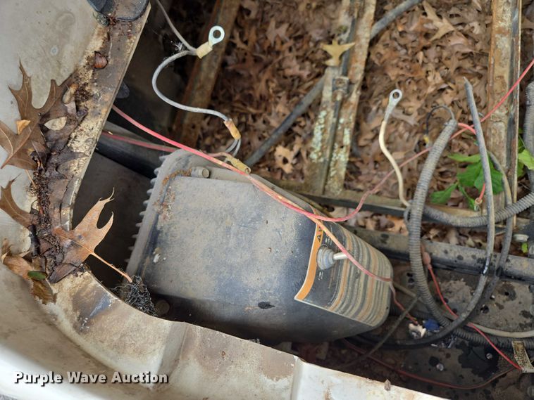 image for item EF1891 (2) EZ GO golf carts