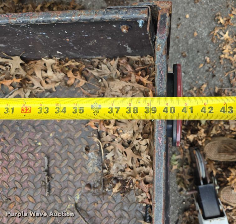 image for item EF1891 (2) EZ GO golf carts