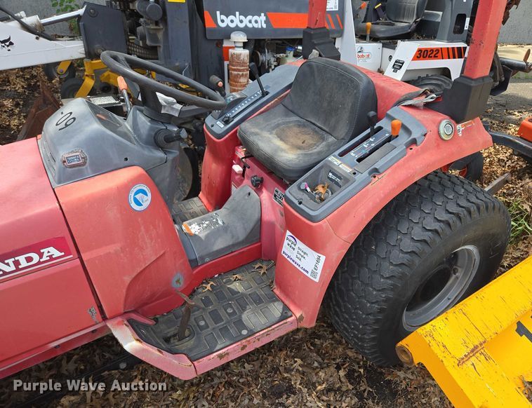 image for item EF1894 Honda 6522 tractor