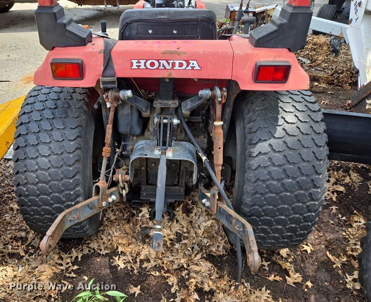 image for item EF1894 Honda 6522 tractor