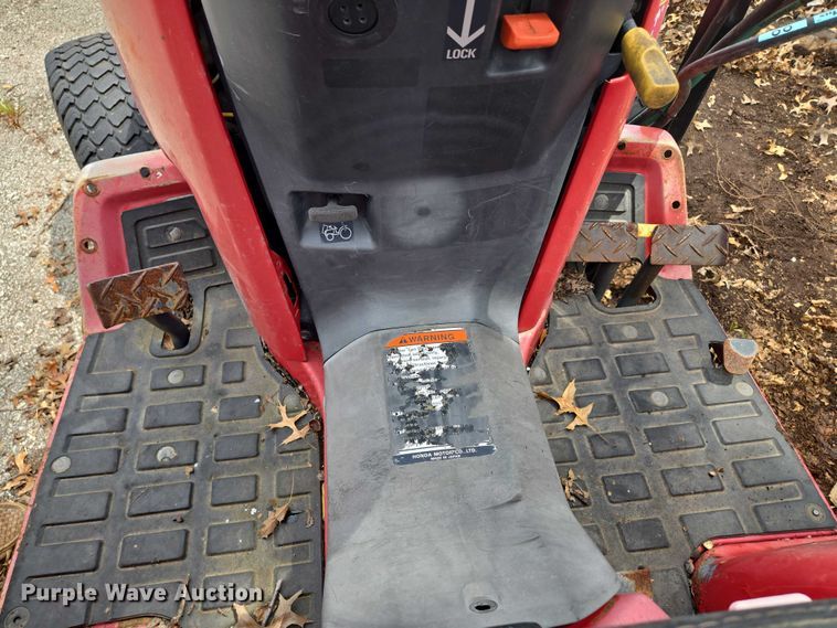 image for item EF1894 Honda 6522 tractor