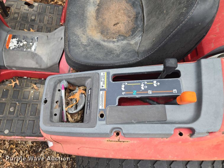 image for item EF1894 Honda 6522 tractor