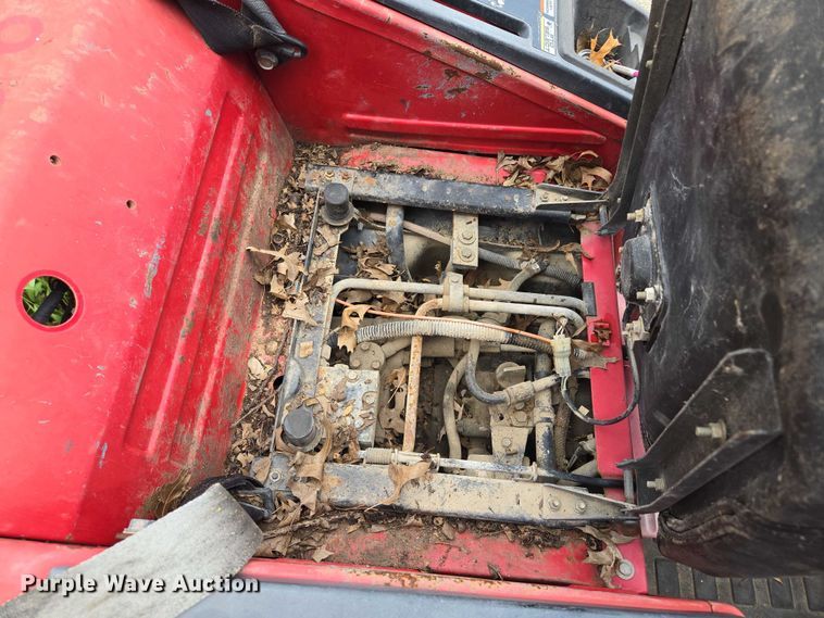 image for item EF1894 Honda 6522 tractor