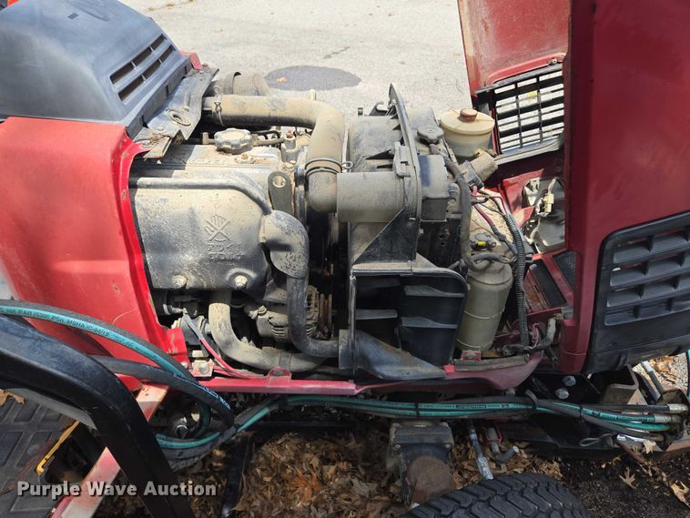 image for item EF1894 Honda 6522 tractor