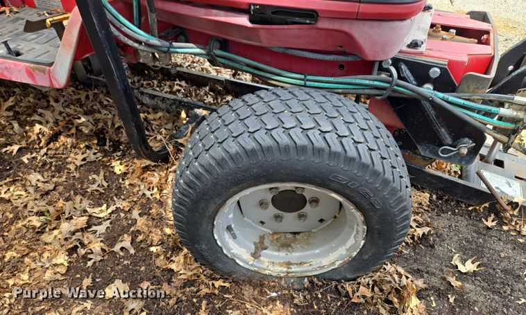 image for item EF1894 Honda 6522 tractor