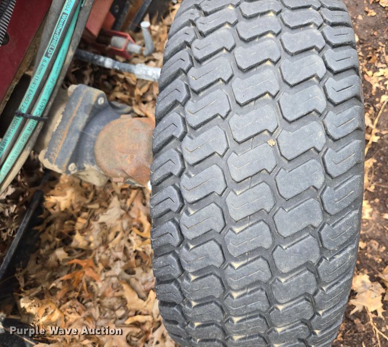 image for item EF1894 Honda 6522 tractor