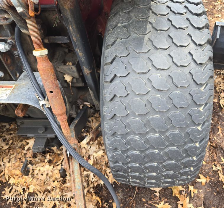 image for item EF1894 Honda 6522 tractor