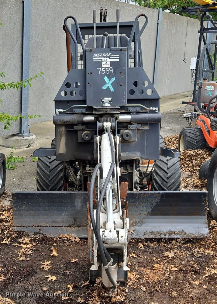 image for item EF1895 1990 Bobcat 3022 trencher