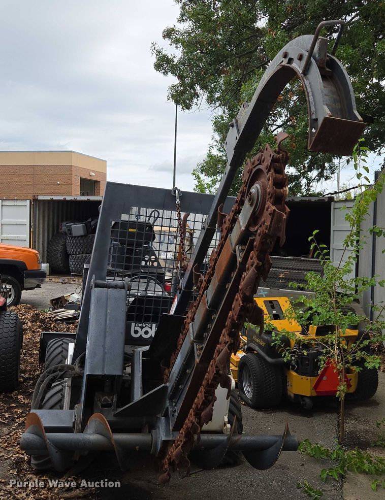 image for item EF1895 1990 Bobcat 3022 trencher