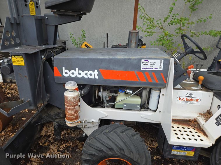 image for item EF1895 1990 Bobcat 3022 trencher