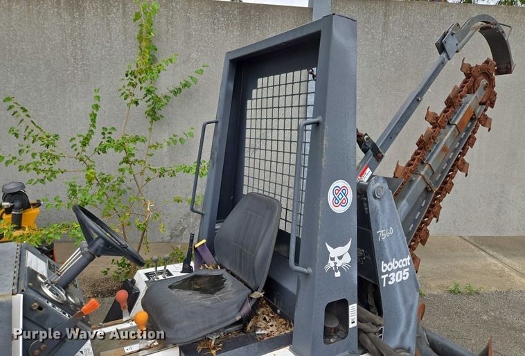 image for item EF1895 1990 Bobcat 3022 trencher