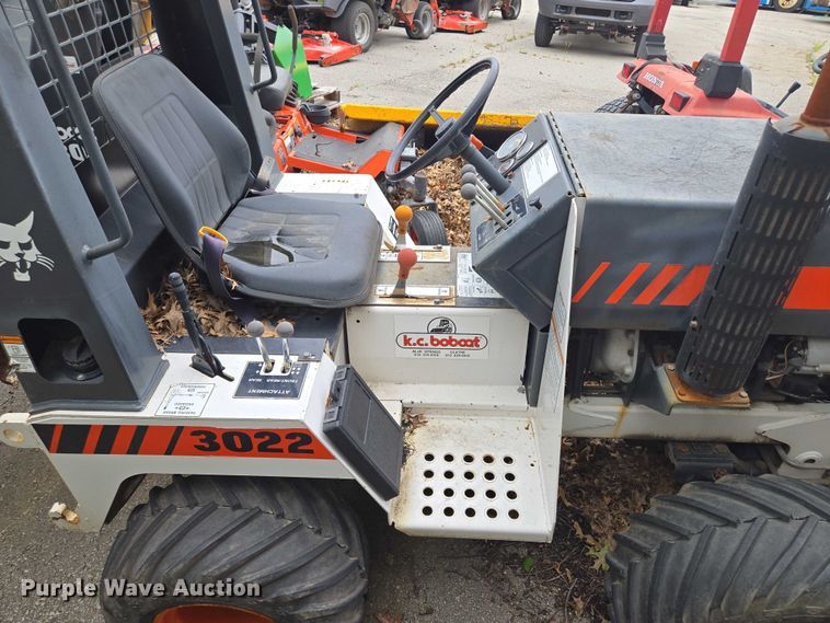image for item EF1895 1990 Bobcat 3022 trencher