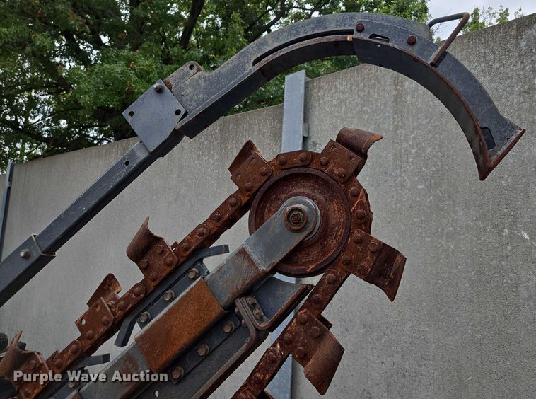 image for item EF1895 1990 Bobcat 3022 trencher