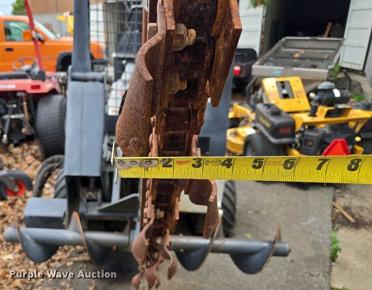 image for item EF1895 1990 Bobcat 3022 trencher