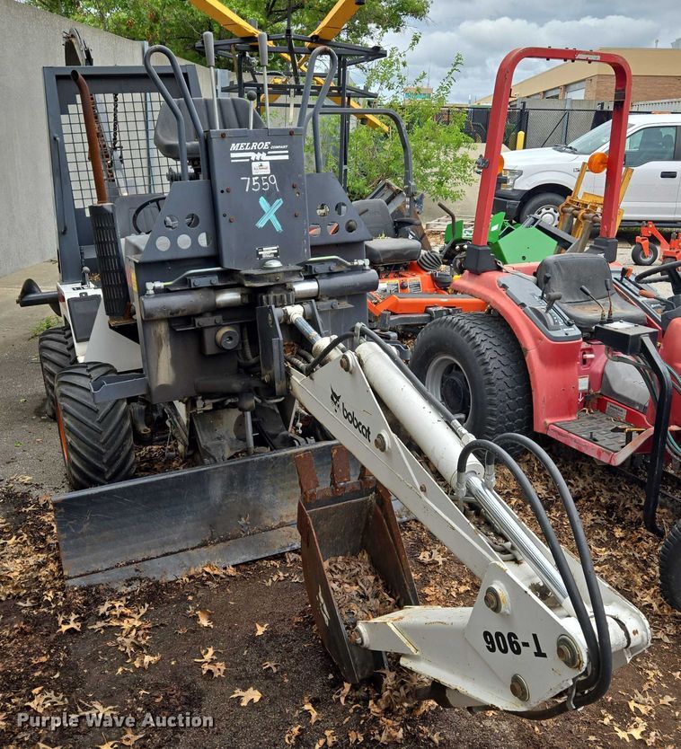 image for item EF1895 1990 Bobcat 3022 trencher