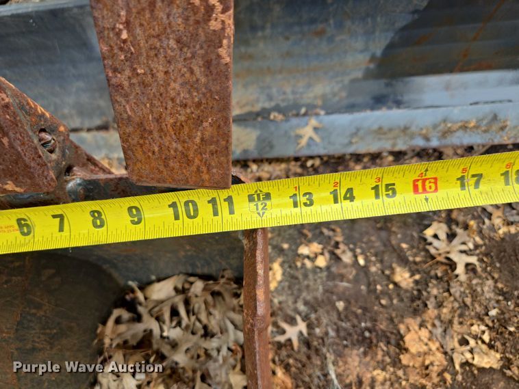 image for item EF1895 1990 Bobcat 3022 trencher