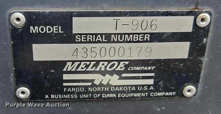 image for item EF1895 1990 Bobcat 3022 trencher