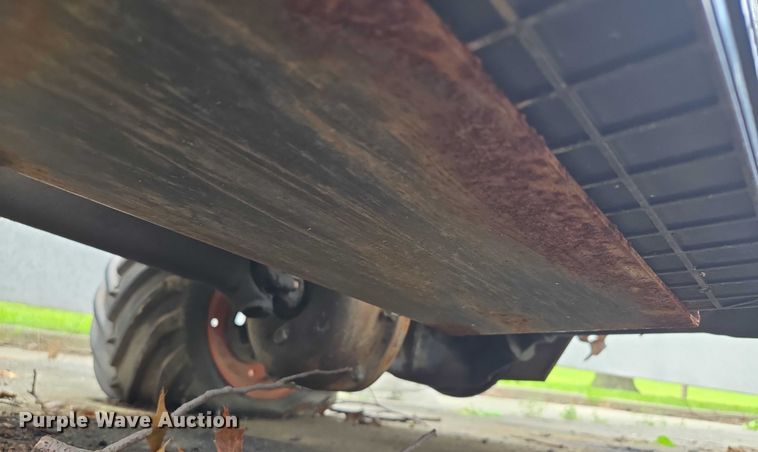 image for item EF1895 1990 Bobcat 3022 trencher