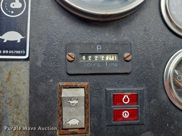 image for item EF1895 1990 Bobcat 3022 trencher