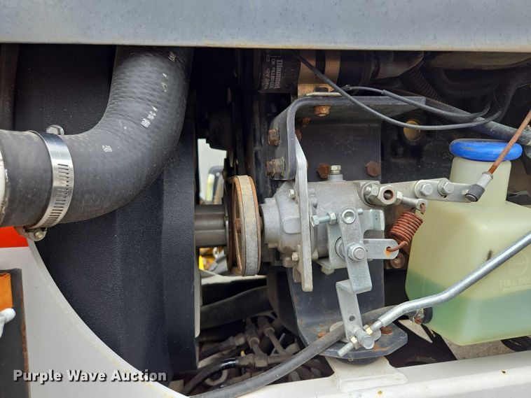 image for item EF1895 1990 Bobcat 3022 trencher