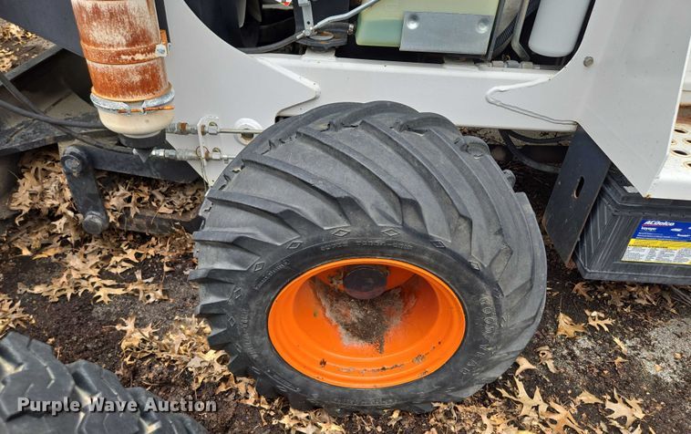 image for item EF1895 1990 Bobcat 3022 trencher