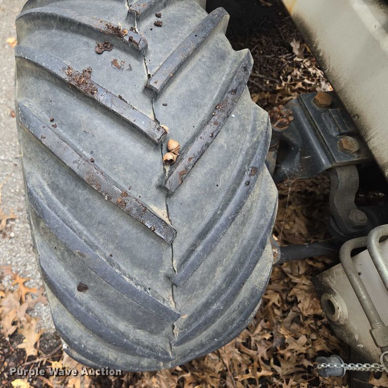 image for item EF1895 1990 Bobcat 3022 trencher