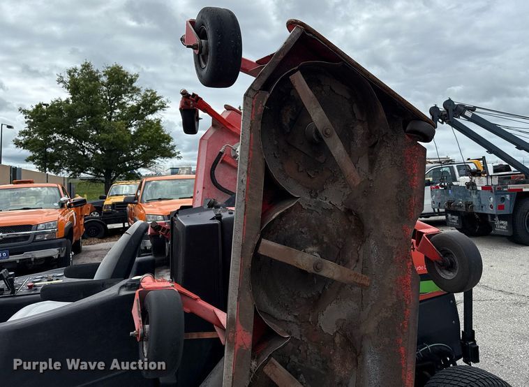 image for item EF1896 2006 Jacobson HR9016 lawn mower