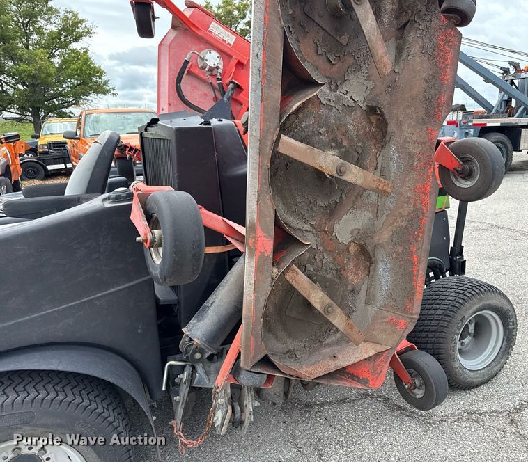 image for item EF1896 2006 Jacobson HR9016 lawn mower