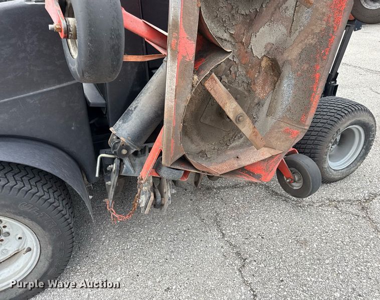 image for item EF1896 2006 Jacobson HR9016 lawn mower