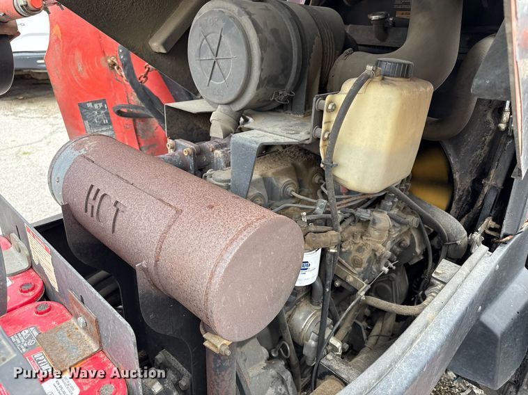 image for item EF1896 2006 Jacobson HR9016 lawn mower