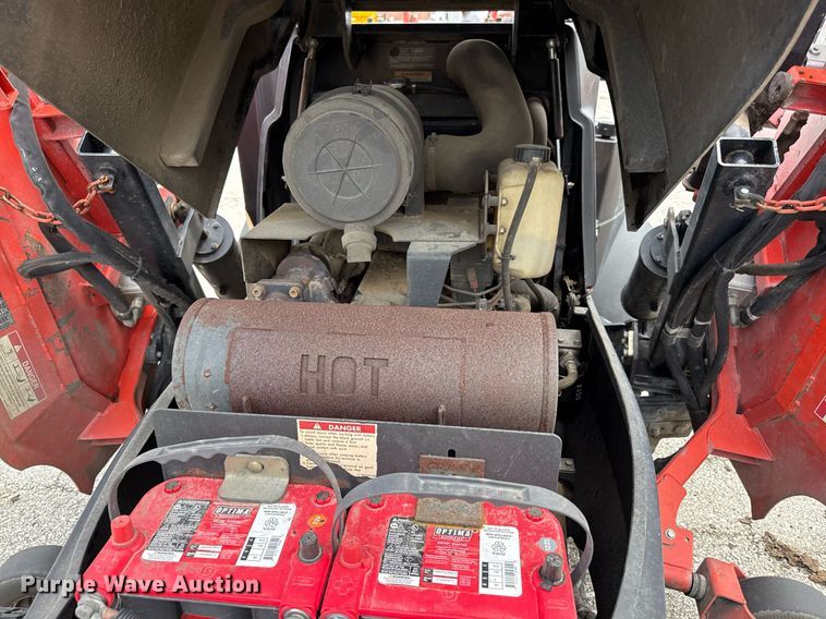 image for item EF1896 2006 Jacobson HR9016 lawn mower