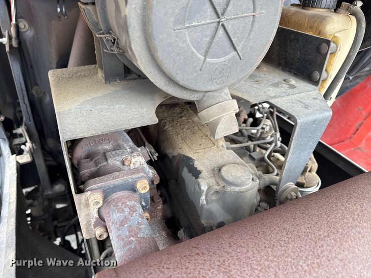 image for item EF1896 2006 Jacobson HR9016 lawn mower