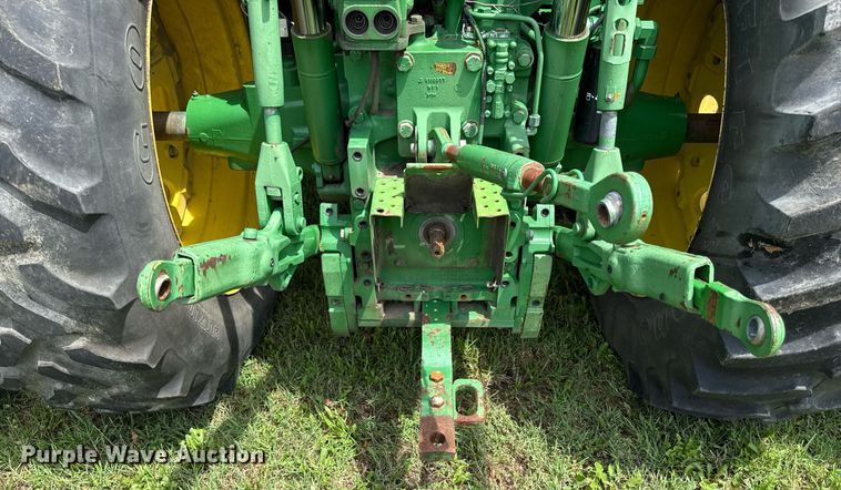 image for item EF1901 John Deere 7200 tractor