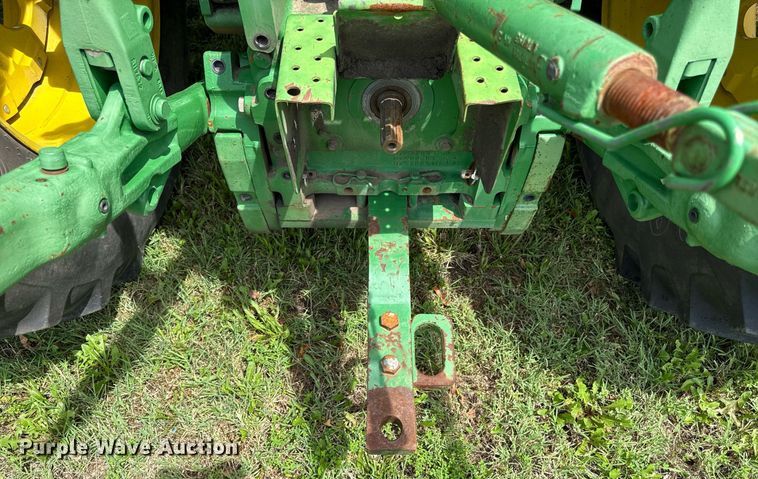 image for item EF1901 John Deere 7200 tractor