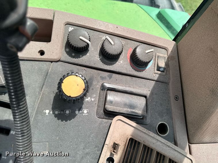 image for item EF1901 John Deere 7200 tractor