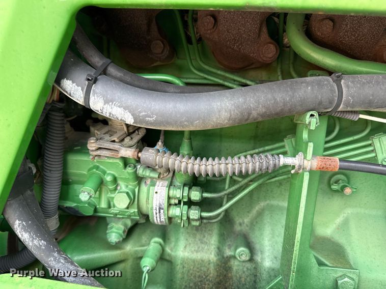 image for item EF1901 John Deere 7200 tractor