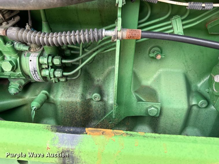 image for item EF1901 John Deere 7200 tractor