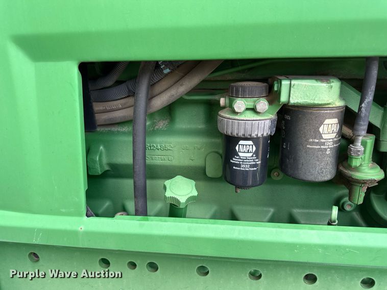 image for item EF1901 John Deere 7200 tractor