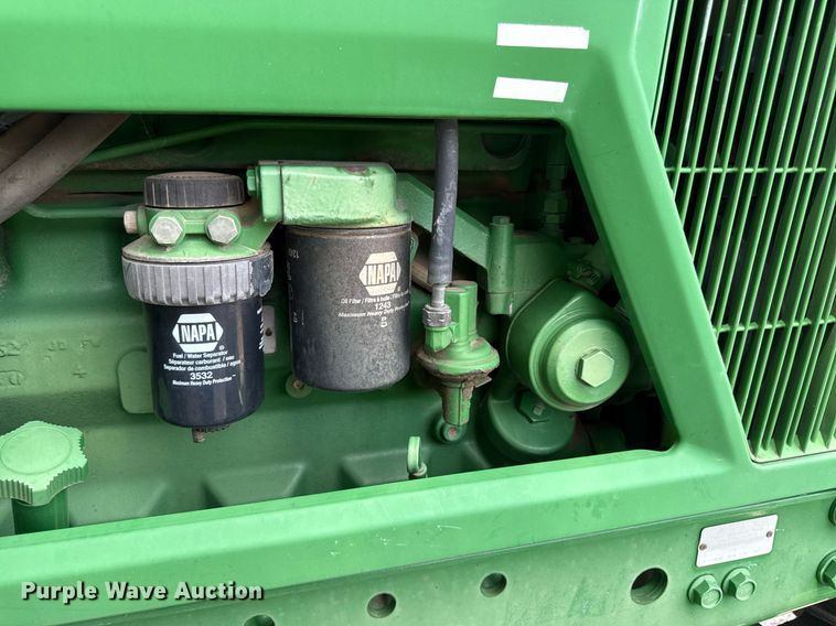 image for item EF1901 John Deere 7200 tractor