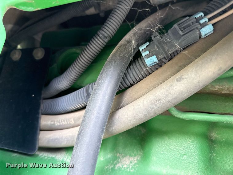 image for item EF1901 John Deere 7200 tractor