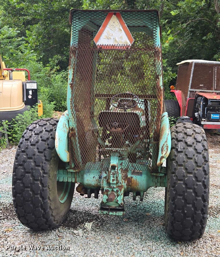 image for item EF1910 1980 Ford 4100 tractor