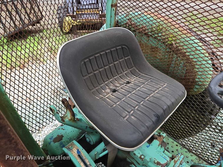 image for item EF1910 1980 Ford 4100 tractor