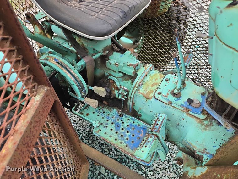 image for item EF1910 1980 Ford 4100 tractor