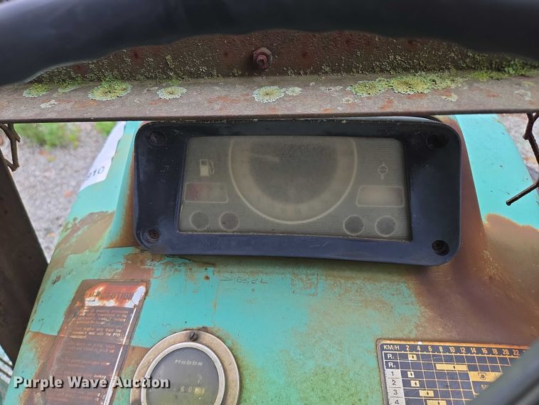 image for item EF1910 1980 Ford 4100 tractor